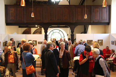 Besucher Ausstellung Alois Steyer