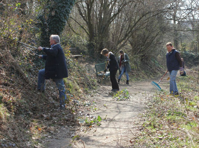 Frühjahrsputz 2015 am Kirchweg