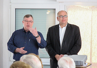 Erster Vorsitzender Michael Jung und Bürgermeister Albrecht Kündiger